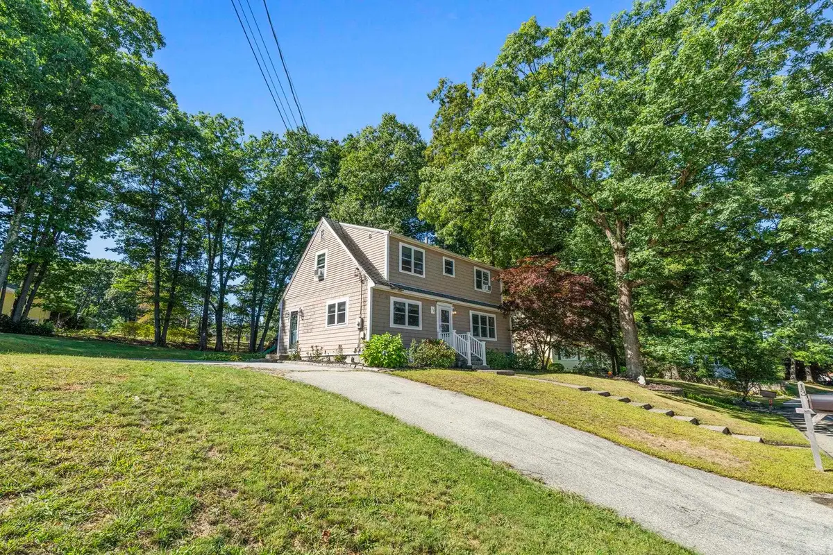13 Timberline Drive, Nashua, NH 03062 - #1