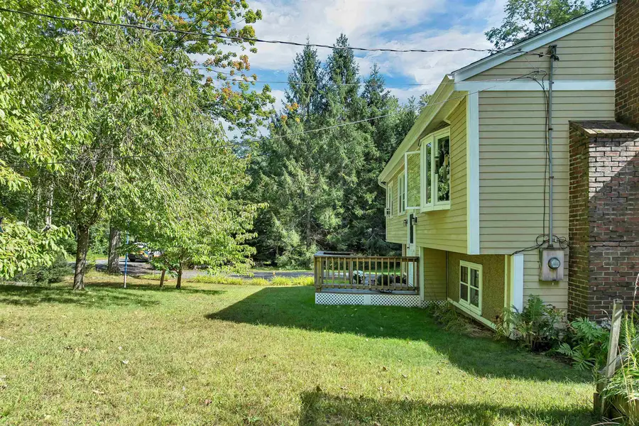 33 Gale Village Road, Newton, NH 03858 - #3
