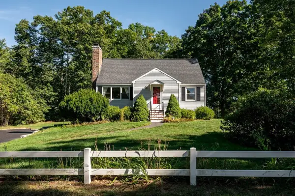 289 North River Road, Lee, NH 03861