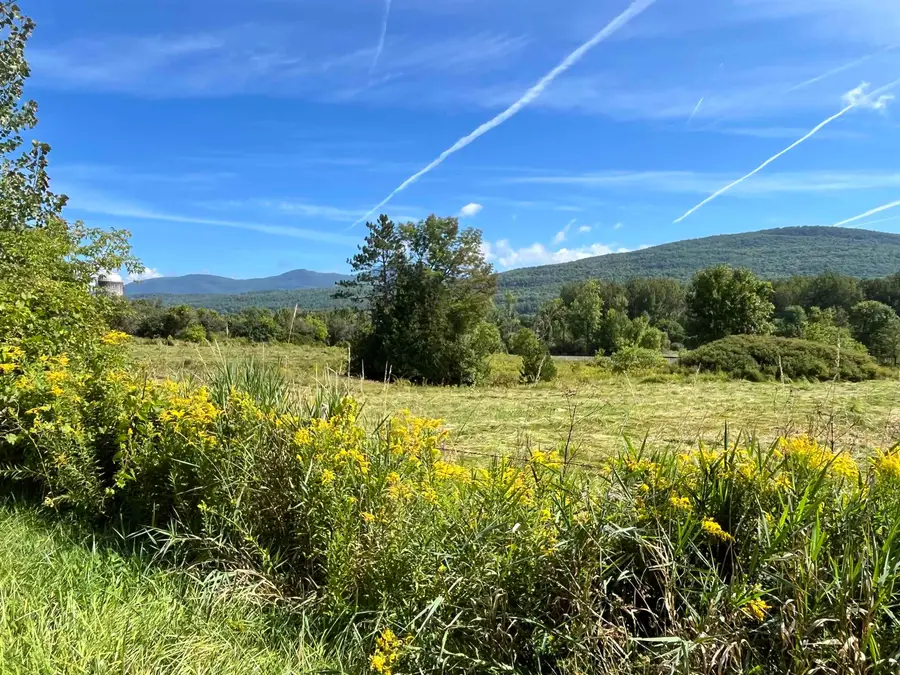3210 West Creek Road, Pittsford, VT 05733 - #2