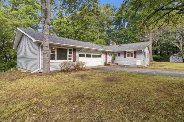 261 Skyboro Road, Pownal, VT 05261