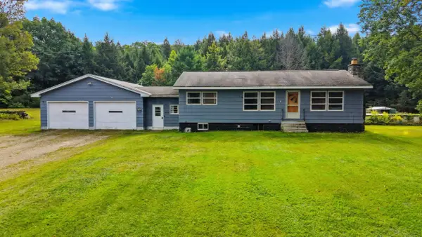 1373 N Hemlock Road, Charlestown, NH 03603