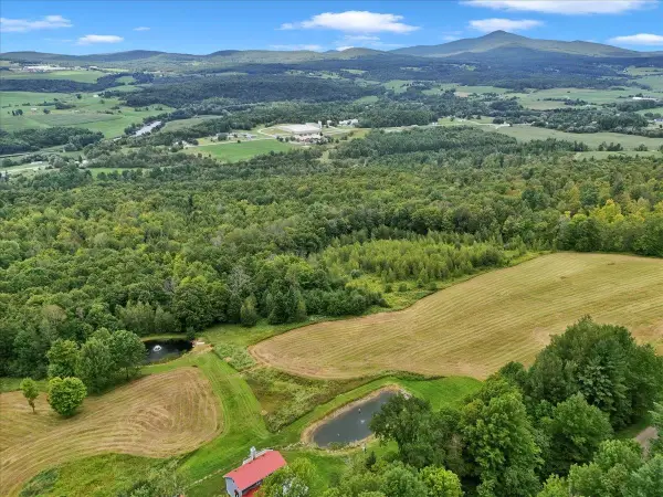 291 Hardwood Hill Road #3, Richford, VT 05476