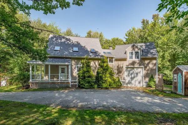 135 Mountain Road, Deerfield, NH 03037