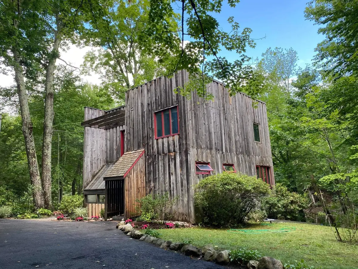 126 Hall Road, Barrington, NH 03825 - #1