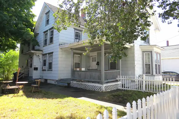 22 Kinsley Street, Nashua, NH 03060