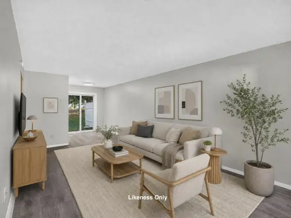 F5 Grandview Drive, South Burlington, VT 05403