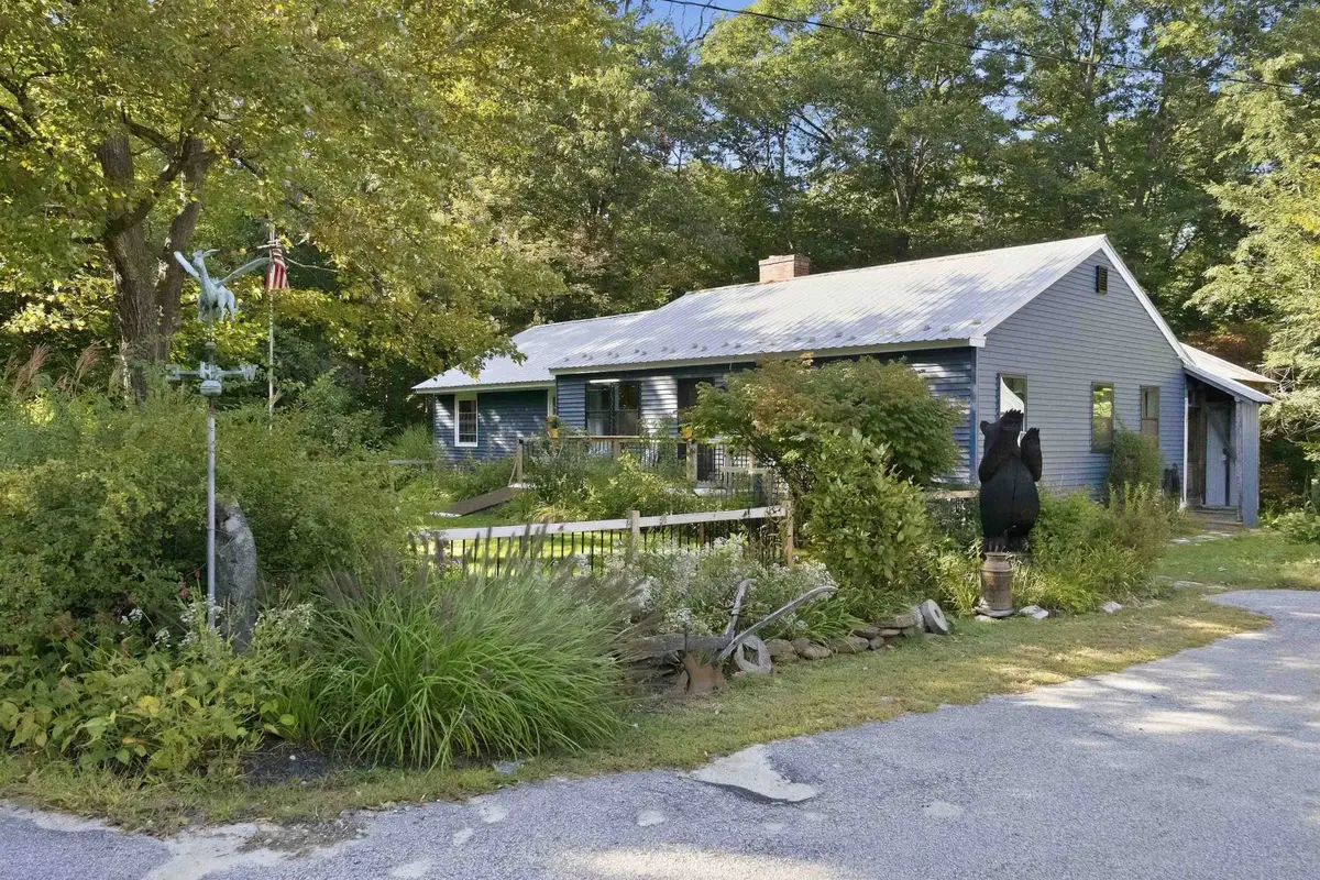144 White Plains Road, Webster, NH 03303 - #1