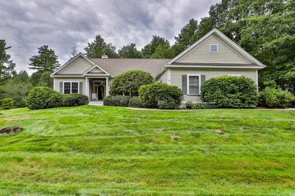 14 Hancock Drive, Bedford, NH 03110