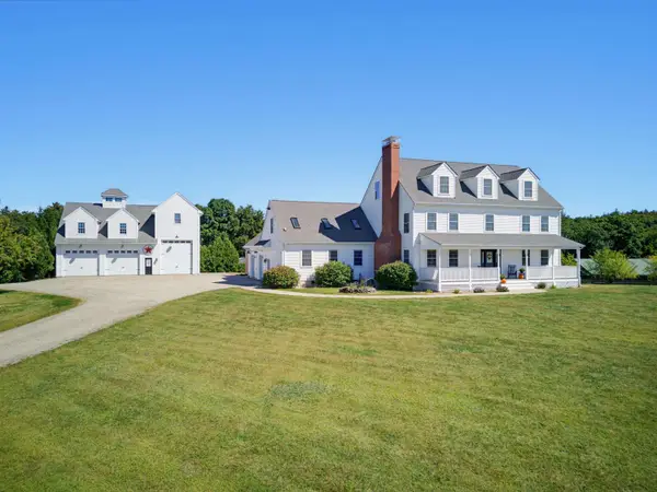 124 Bush Hill Road, Hudson, NH 03051