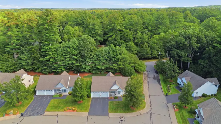 1 Fernwood Drive, Litchfield, NH 03052 - #3