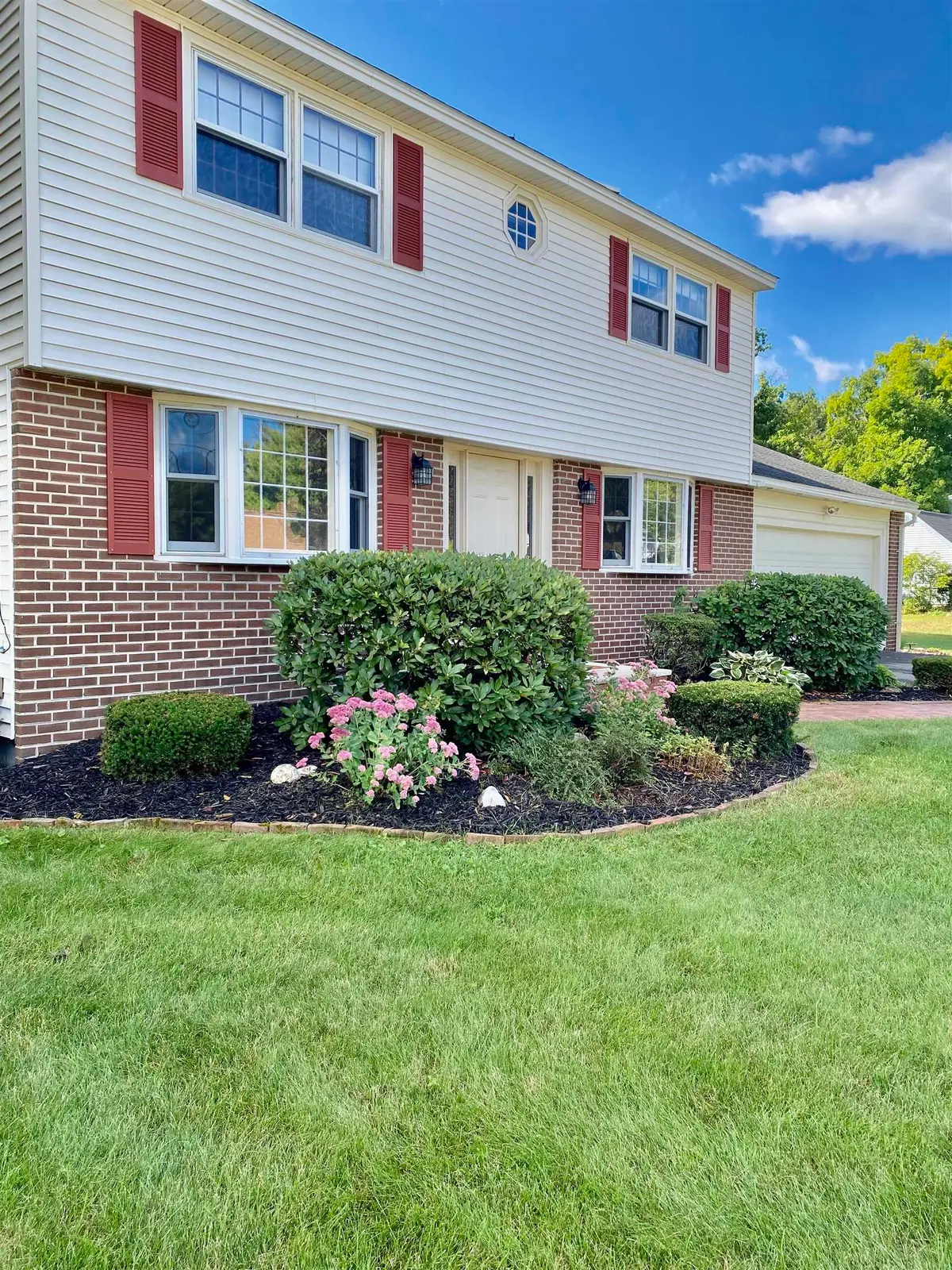8 Southgate Drive, Bedford, NH 03110 - #1