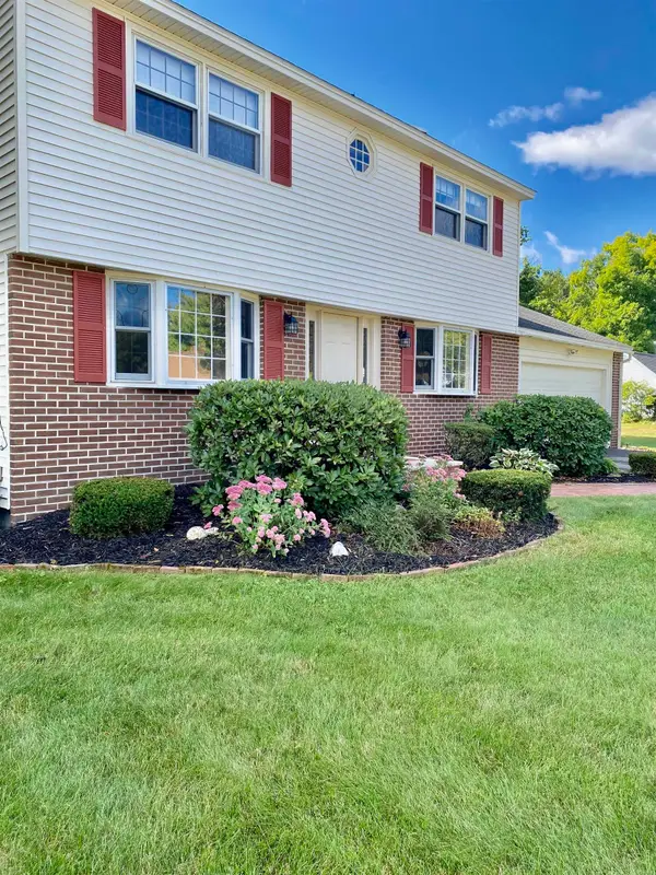 8 Southgate Drive, Bedford, NH 03110