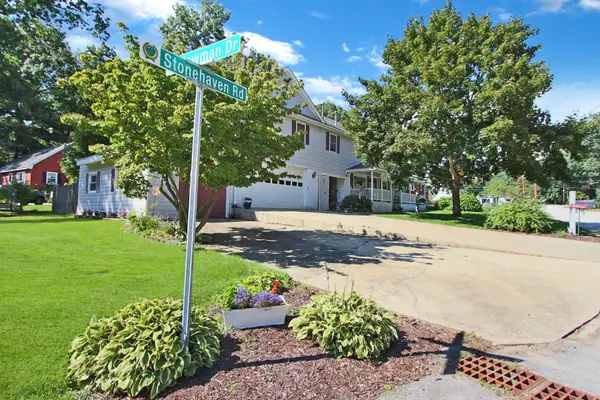 12 Stonehaven Road, Nashua, NH 03062