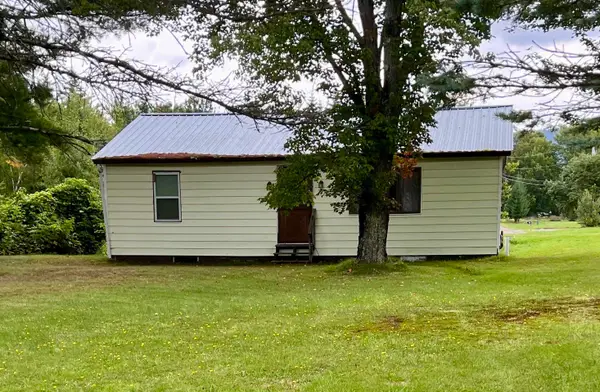 41 Fleury Road, Hyde Park, VT 05655