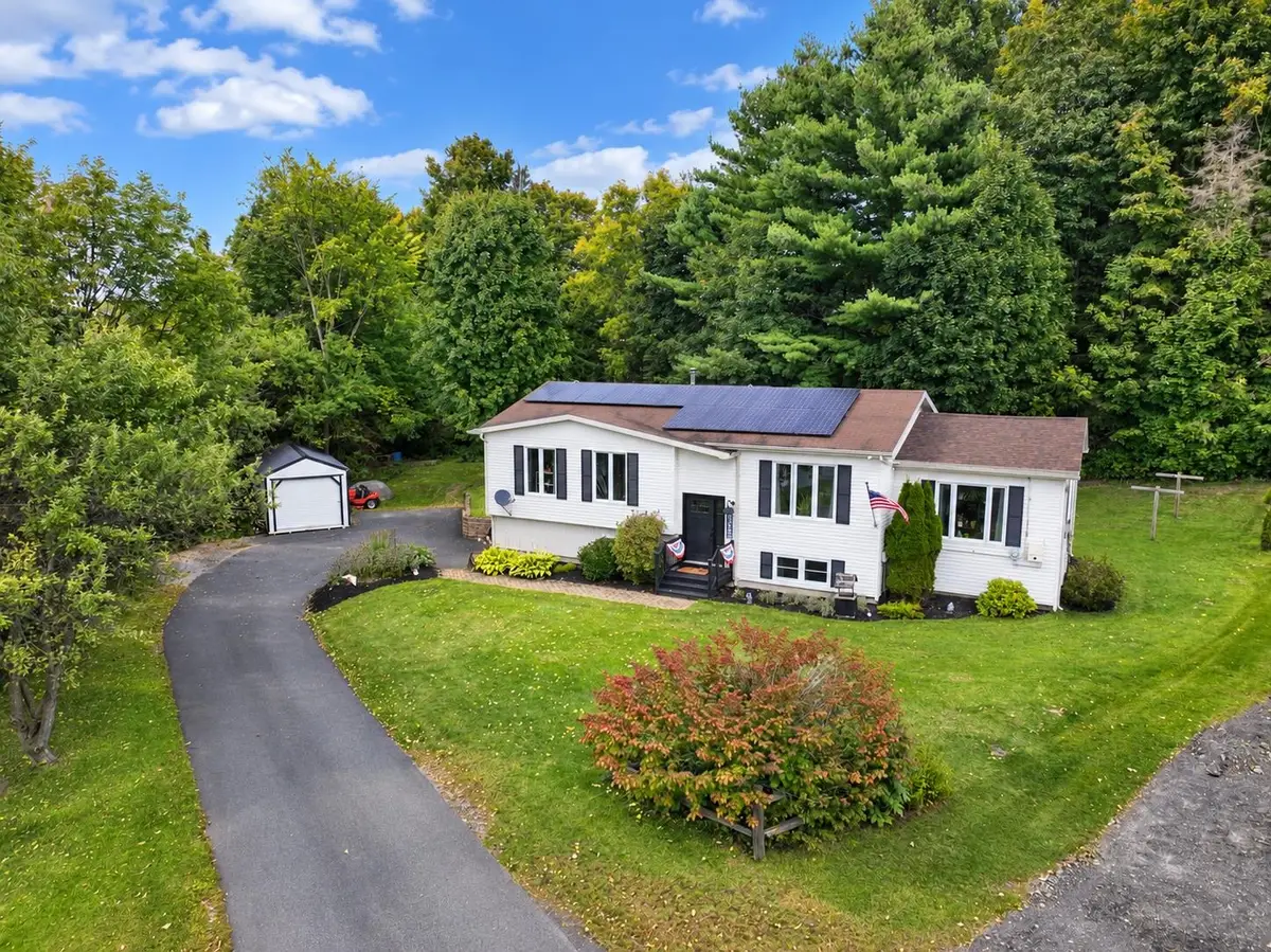 52 Coulter Street, Derby Line, VT 05830 - #1