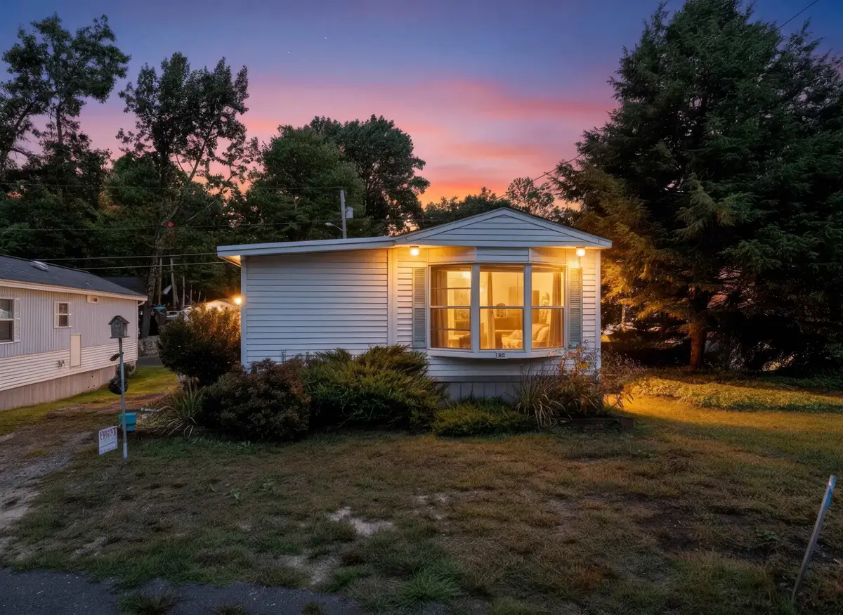 14 Averill Circle, Danville, NH 03819 - #1