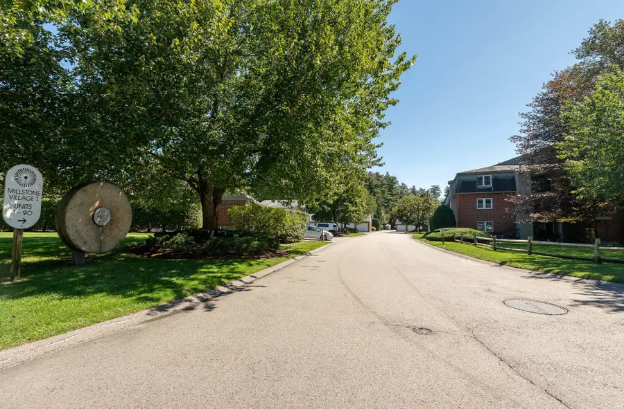 9 Blackstone Drive #74, Nashua, NH 03063 - #3