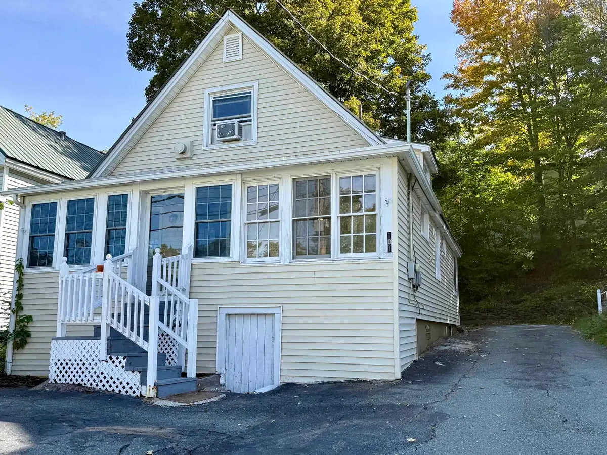 101 Caledonia Street, Saint Johnsbury, VT 05819 - #1