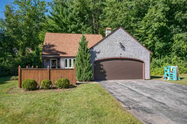 15 Crawford Lane, Nashua, NH 03063