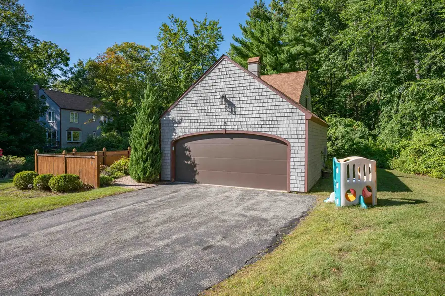 15 Crawford Lane, Nashua, NH 03063 - #3