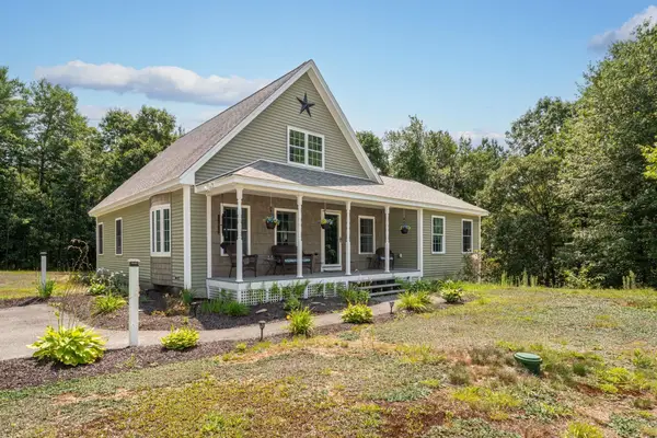 60 Chichester Road, Loudon, NH 03307