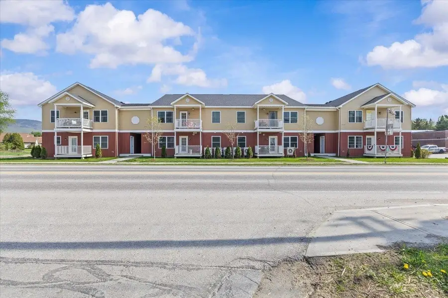 24-26 Jersey Way, Morristown, VT 05661 - #3