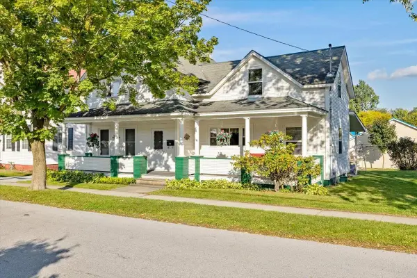 35 N Elm Street, St. Albans City, VT 05478
