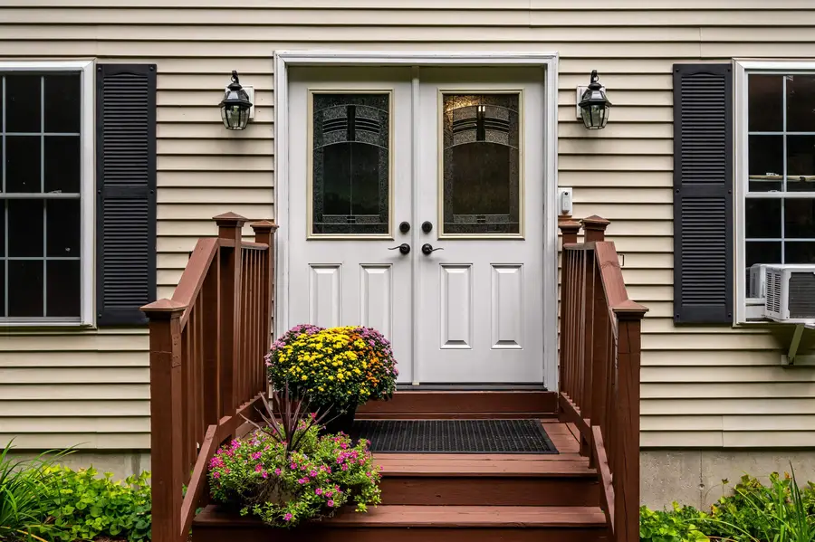 4 Lemon Tree Road, Raymond, NH 03077 - #3
