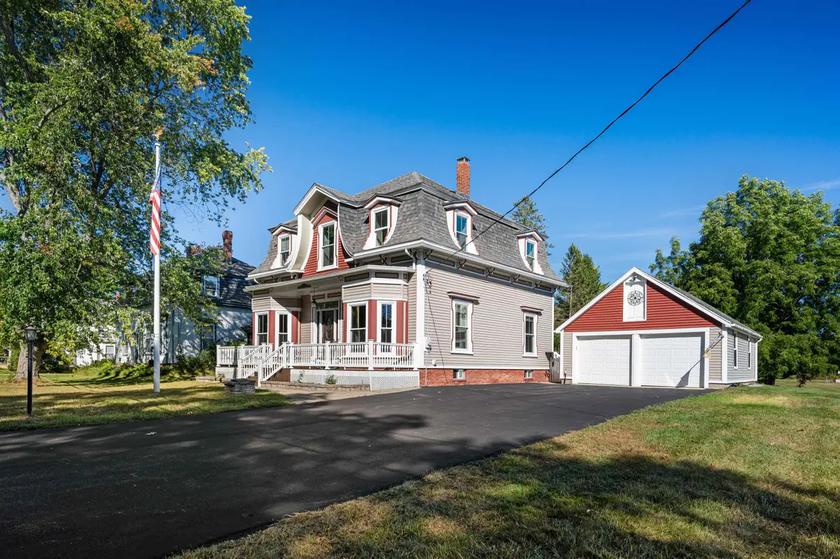 181 Main Street, Kingston, NH 03848 - #1