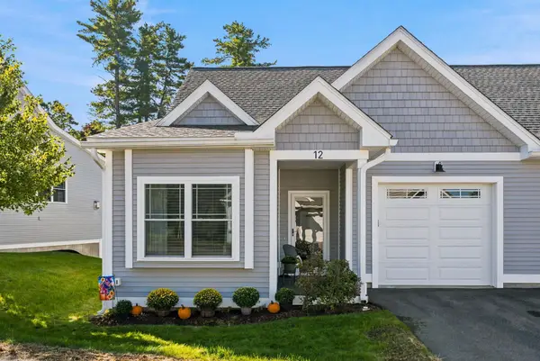 12 Abenaki Circle, Merrimack, NH 03054