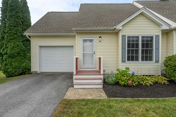 26 Duff Thompson Lane, Lee, NH 03861
