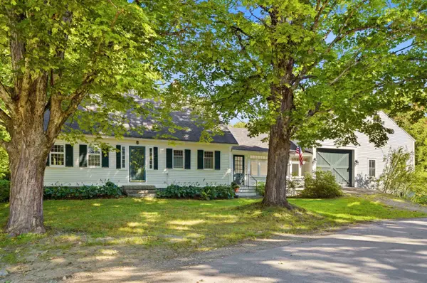 872 Hemlock Corner Loop, Henniker, NH 03242