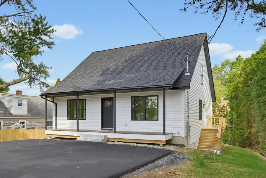 6 Swan Street, Nashua, NH 03060 - #2