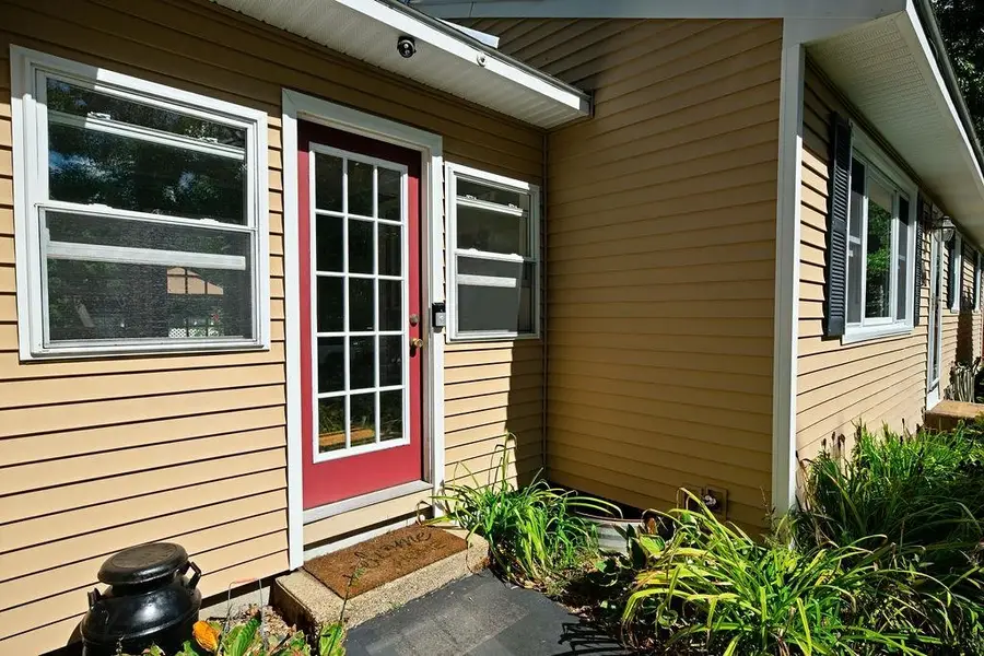 5 Cyr Drive, Hooksett, NH 03106 - #3