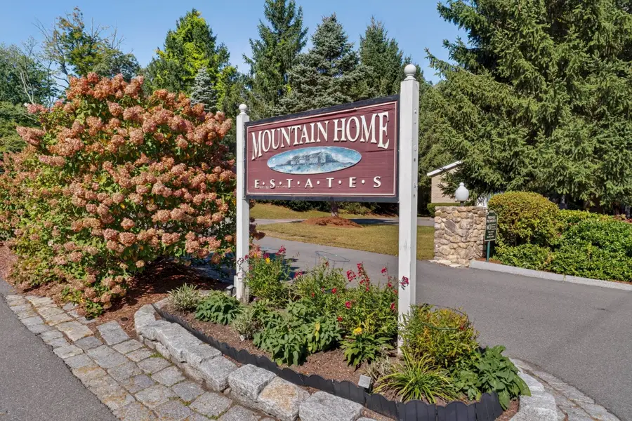 45 Fieldstone Drive, Londonderry, NH 03053 - #2