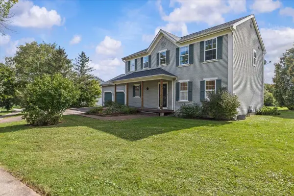 6 Weathersfield Bow, Essex, VT 05452
