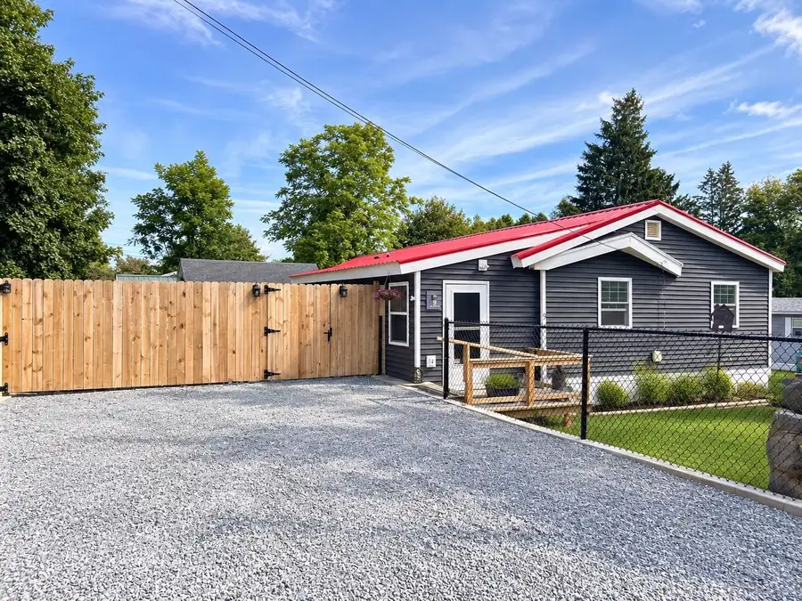9 Gertrude Avenue, Raymond, NH 03077 - #2