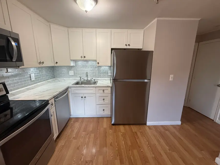 509 Elmwood Drive, Hudson, NH 03051 - #3