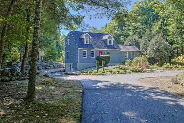 145 County Road, Bedford, NH 03110