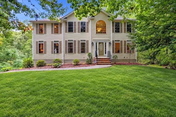 98 Webster Lane, Chester, NH 03036