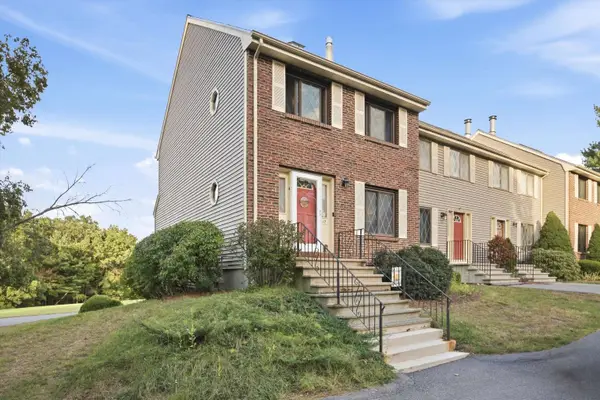 17 Adams Avenue, Merrimack, NH 03054