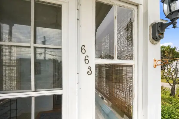 663 Amory Street, Manchester, NH 03102
