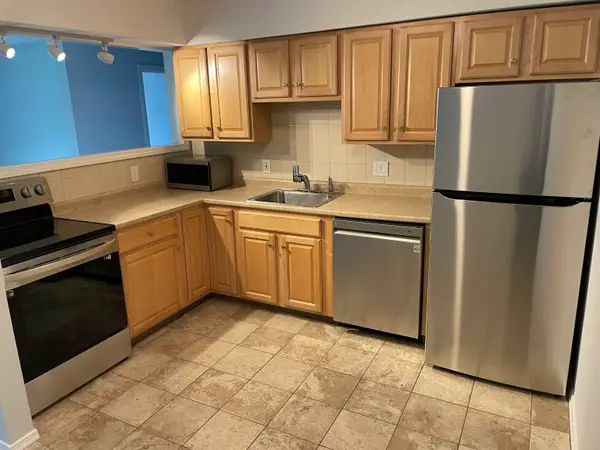 22 Mercury Drive #B, Londonderry, NH 03053