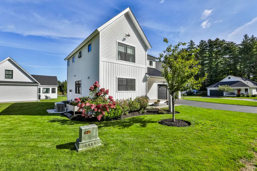 8 Pendleton Farms Lane, Amherst, NH 03031 - #3