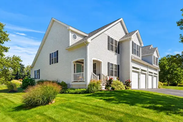5 Blossom Lane #44, Stratham, NH 03885