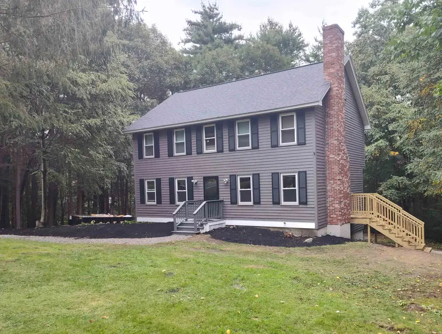 27 Hampshire Drive, Derry, NH 03038 - #2