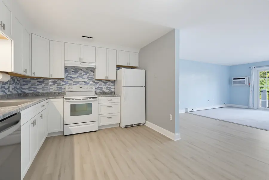 2 Northbrook Drive #210, Manchester, NH 03102 - #3