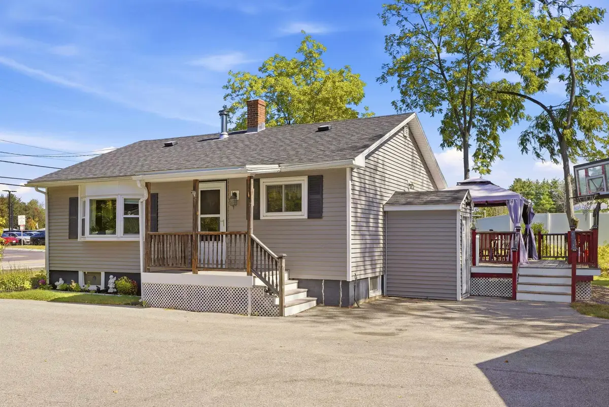 144 Blackwater Road, Somersworth, NH 03878 - #1
