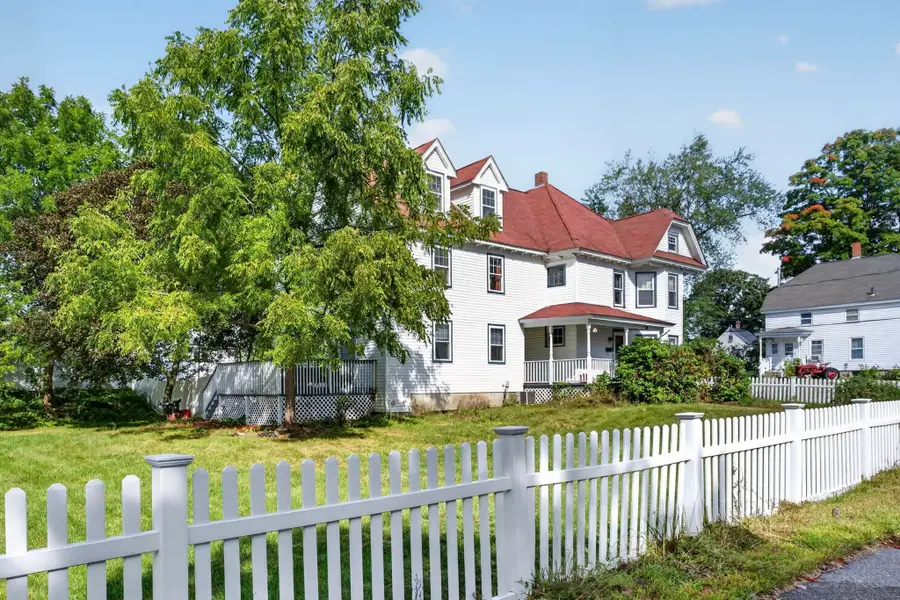 38 High Street, Derry, NH 03038 - #3